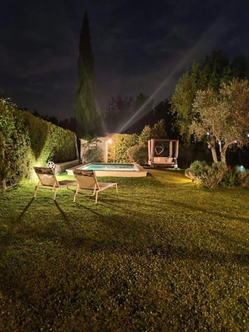 Le Cabanon Tendance Du Luberon Mérindol Buitenkant foto